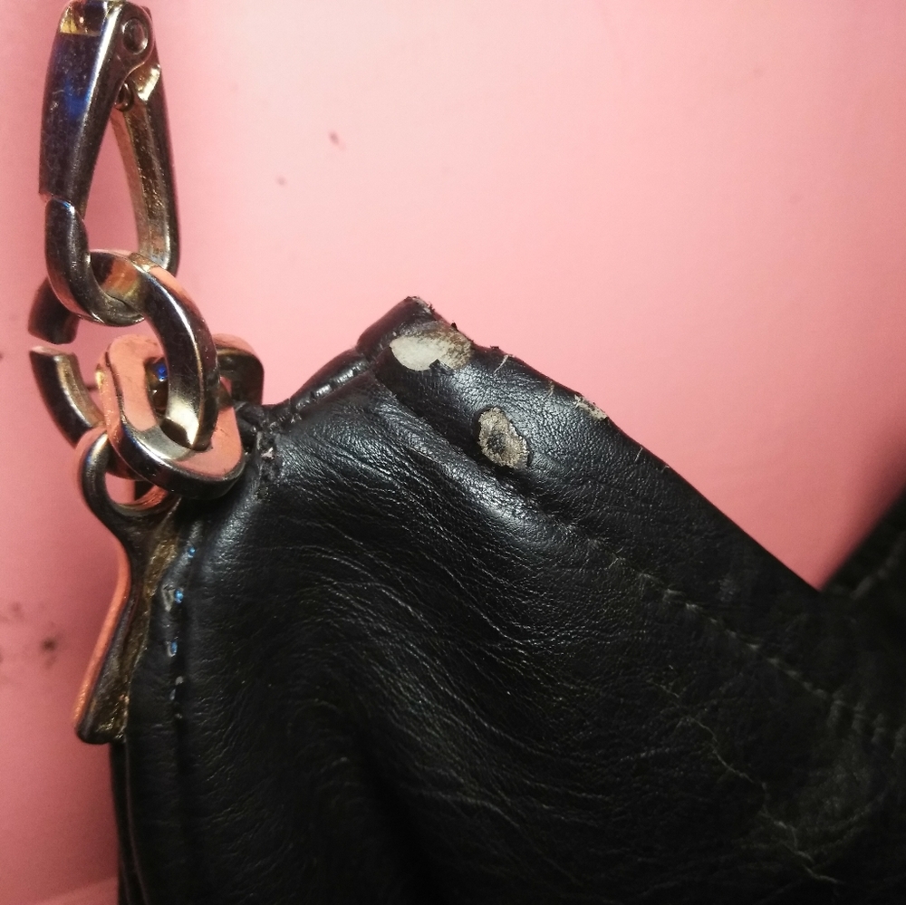 Black Purse - Picture 2 of 5